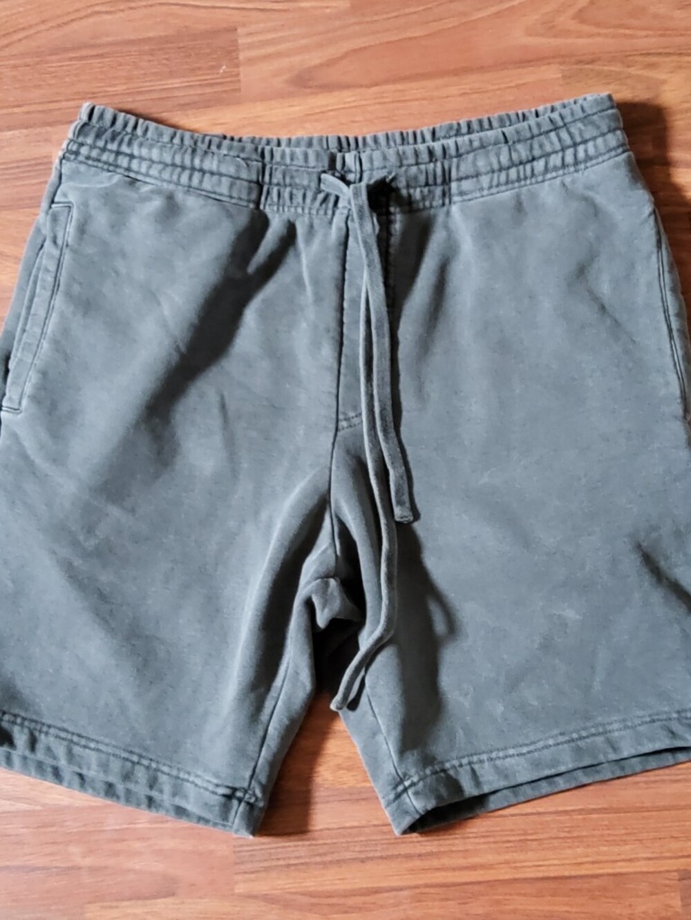 NWOT Talentless Mens French Terry Sweat Shorts Faded Charcoal Grey S